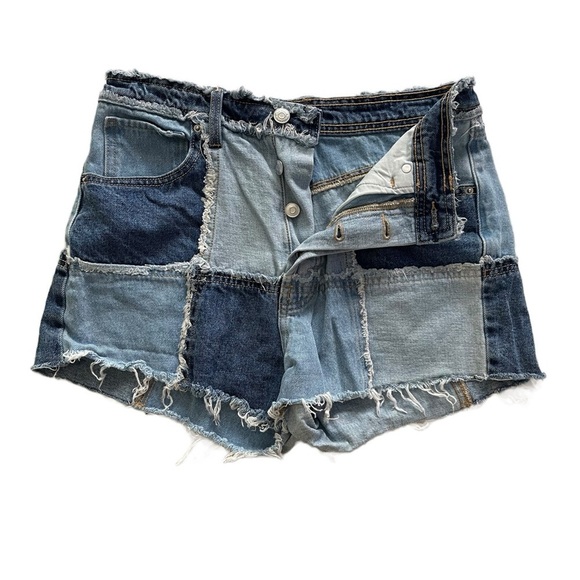 WILD FABLE Women’s Patchwork Denim Shorts - Size 4 - Picture 5 of 11